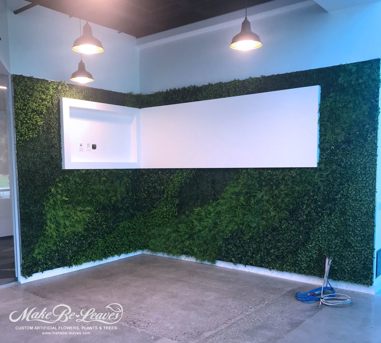 Kinecta-artificial-green-wall-install